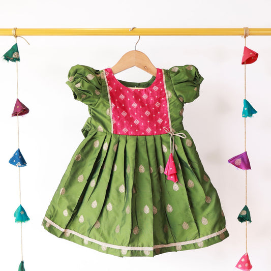 Mehendi Colour Balloon Sleeve Silk Frock