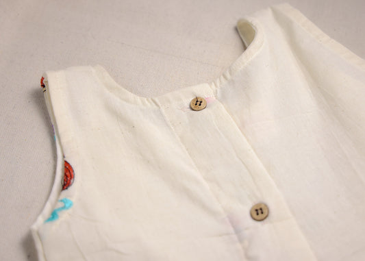 Sleeveless Mermaid Embroidery Dress with Off-White Cotton Lining