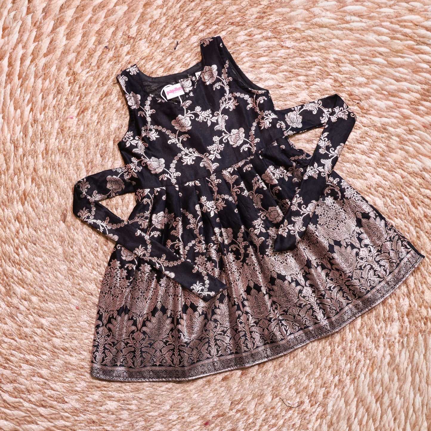Banarasi Border Frock Sleeveless