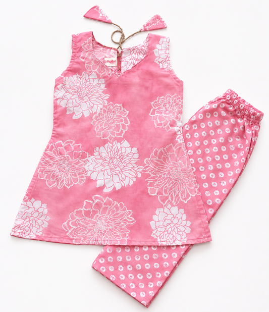 Onion Sleeveless Kurti Set