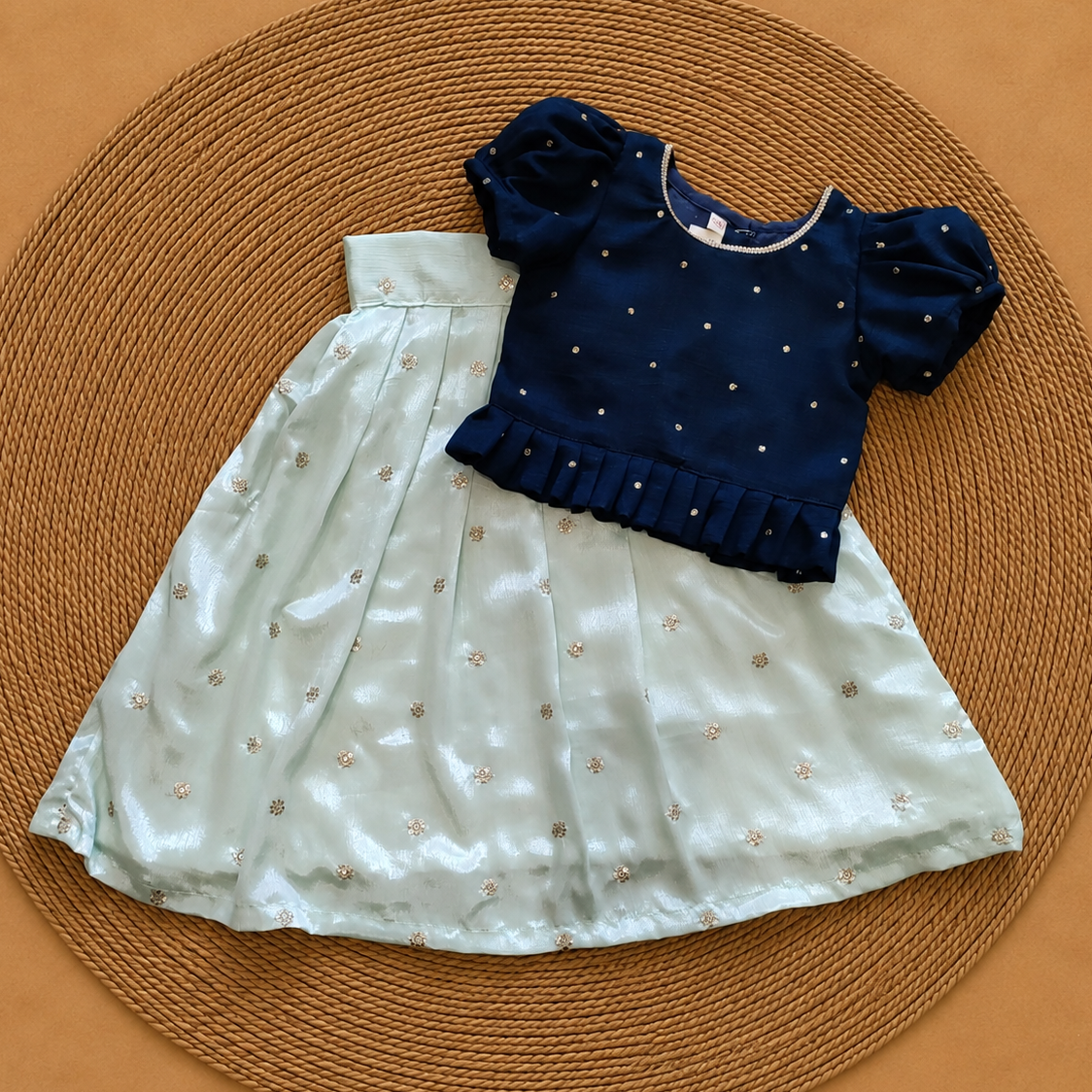 Pastel Pista Parkar with Navy Blue Polka